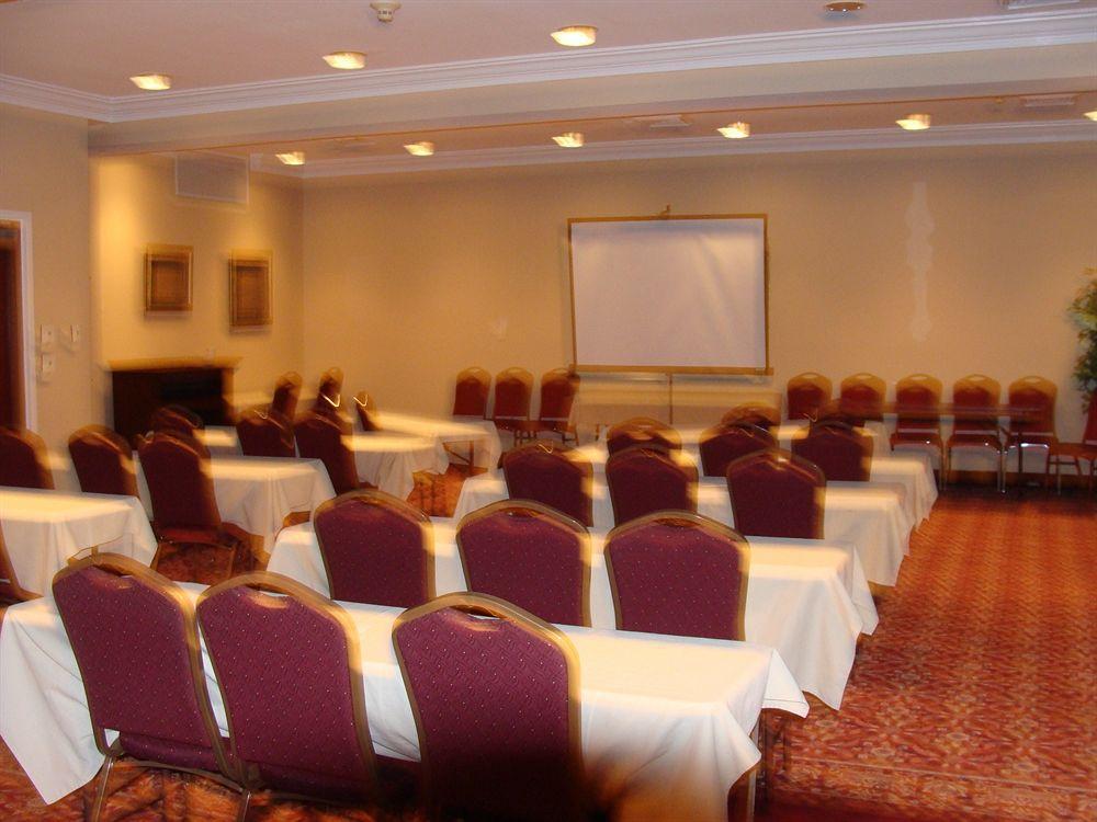 Holiday Inn Express & Suites Wallace-Hwy 41, An Ihg Hotel Buitenkant foto