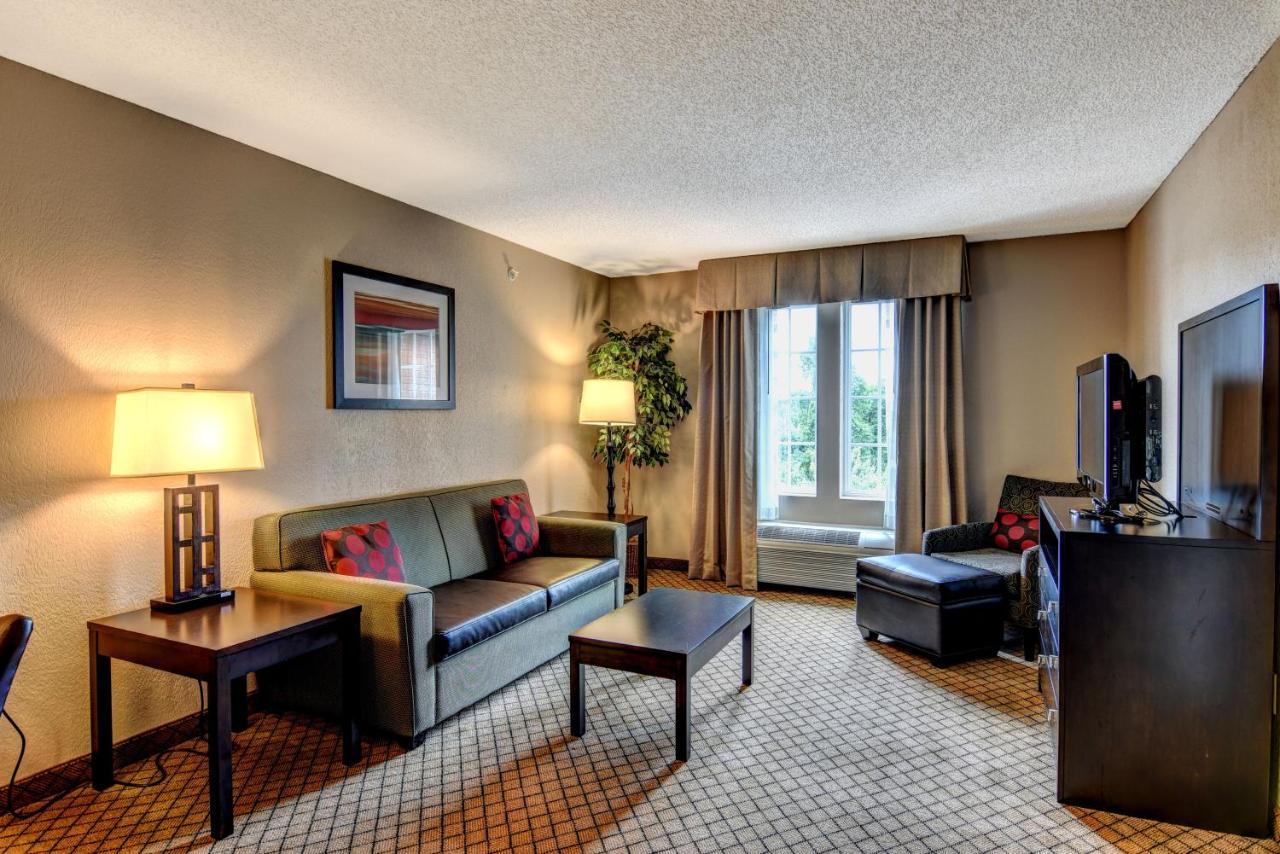 Holiday Inn Express & Suites Wallace-Hwy 41, An Ihg Hotel Buitenkant foto