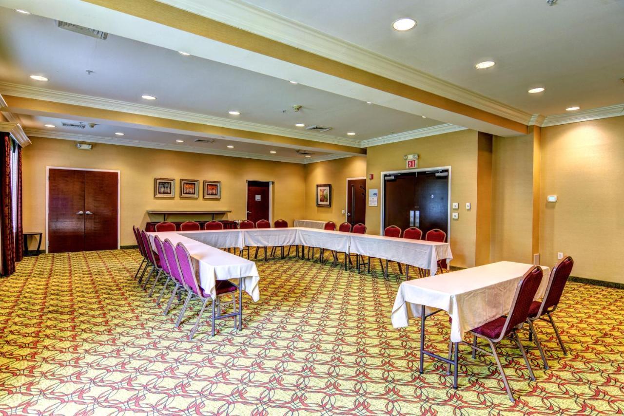 Holiday Inn Express & Suites Wallace-Hwy 41, An Ihg Hotel Buitenkant foto